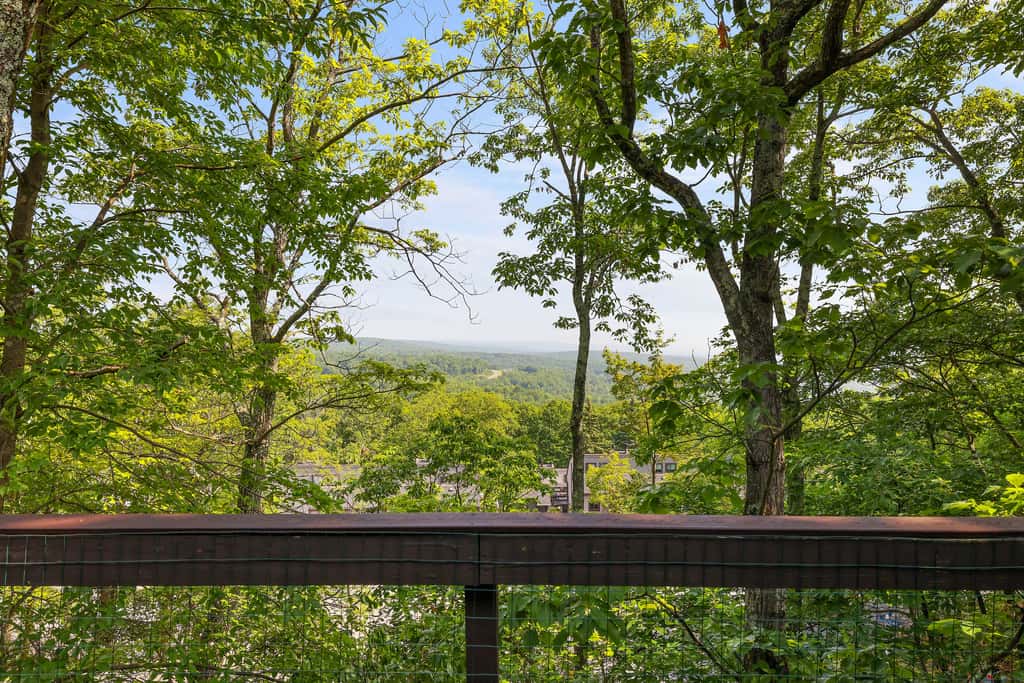 Cozy Camelback, Pocono Retreat w/ Mountain Views!