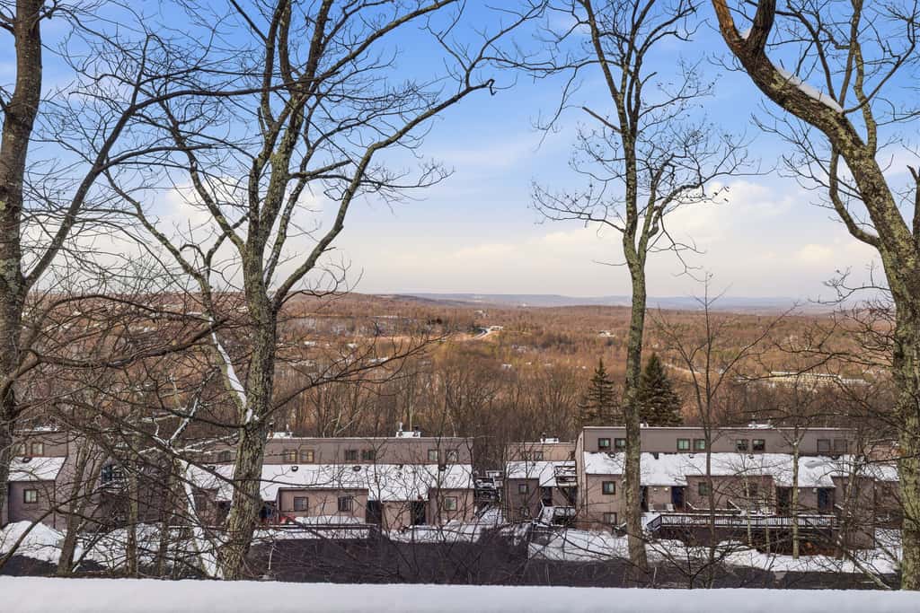 Cozy Camelback, Pocono Retreat w/ Mountain Views!