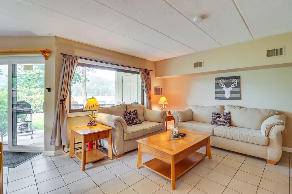 Steps to Shore: Scenic Big Boulder Lake Condo!