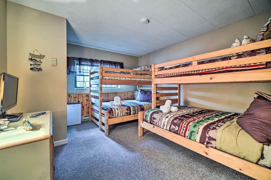Steps to Shore: Scenic Big Boulder Lake Condo!