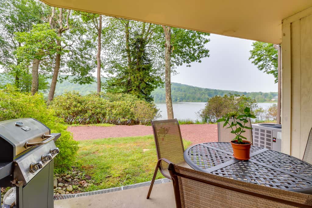 Steps to Shore: Scenic Big Boulder Lake Condo!