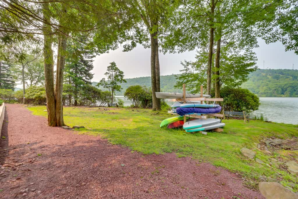 Steps to Shore: Scenic Big Boulder Lake Condo!