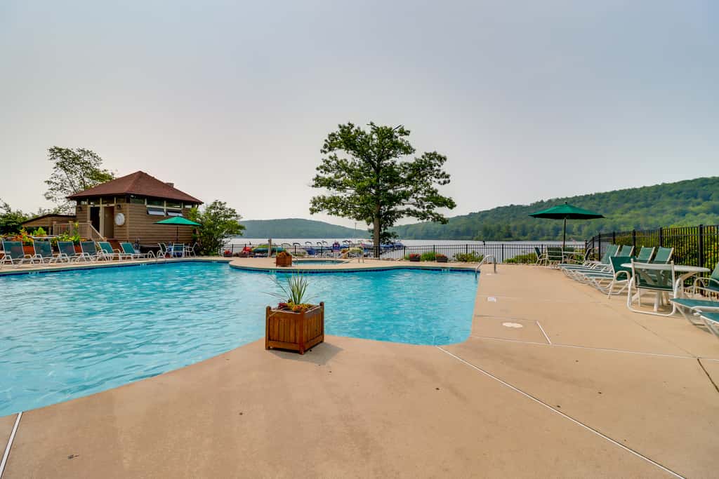 Steps to Shore: Scenic Big Boulder Lake Condo!