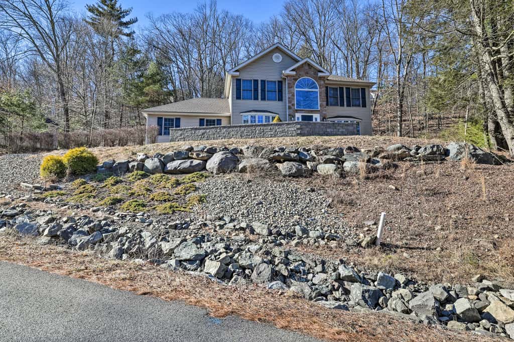Movie Room, Hot Tub: Pocono Vacation Rental!