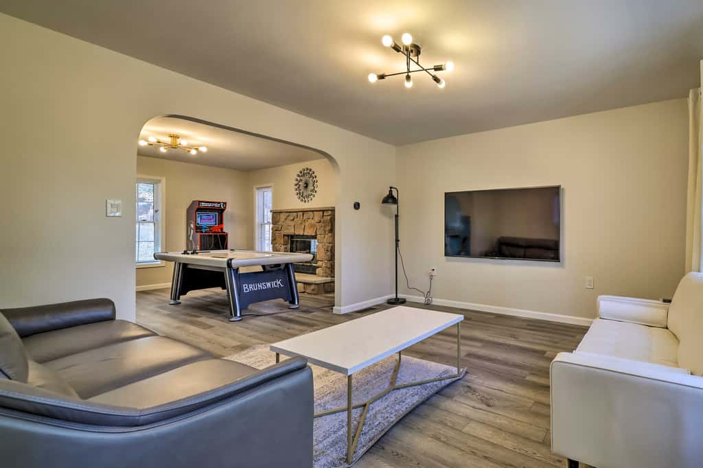 Movie Room, Hot Tub: Pocono Vacation Rental!