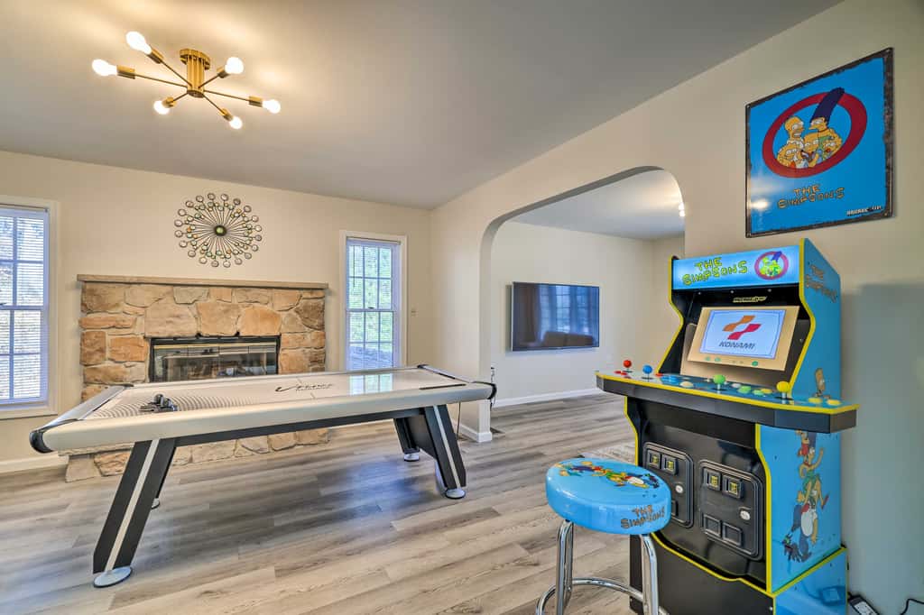 Movie Room, Hot Tub: Pocono Vacation Rental!