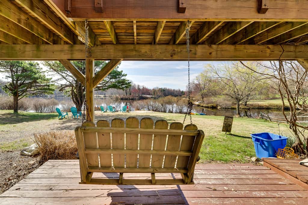 Dock + Fire Pit: Lakefront Poconos Retreat!
