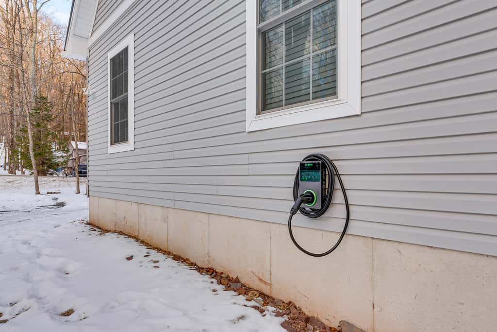 Hike & Ski: Pocono Lake Home w/ Community Perks!