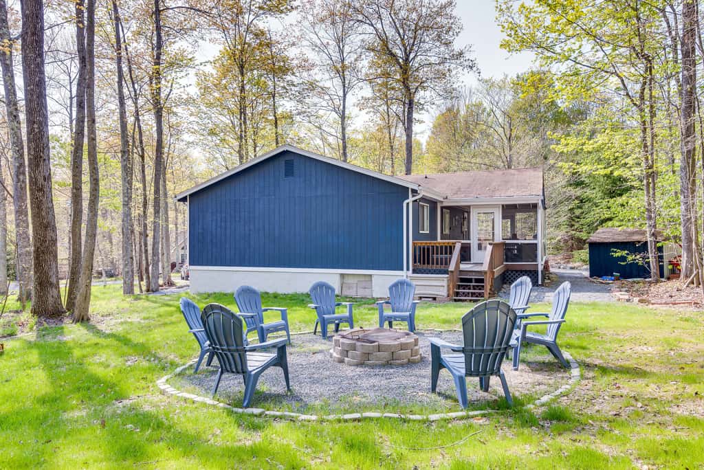 Deck & Community Perks: Bright Pocono Lake Home!
