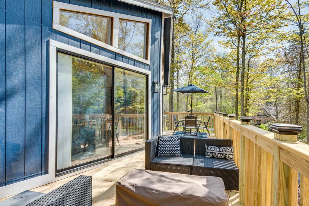 Deck & Community Perks: Bright Pocono Lake Home!