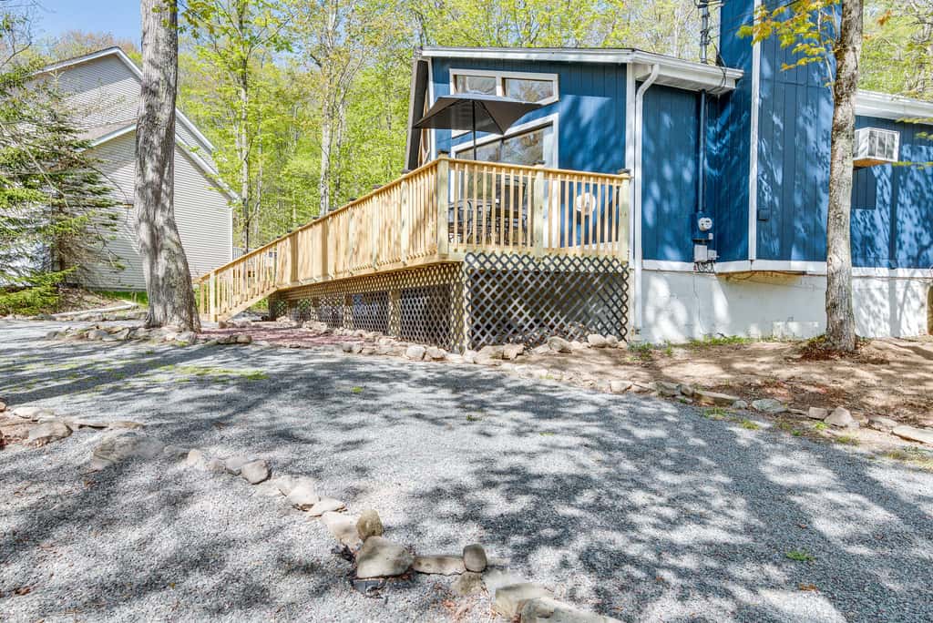 Deck & Community Perks: Bright Pocono Lake Home!
