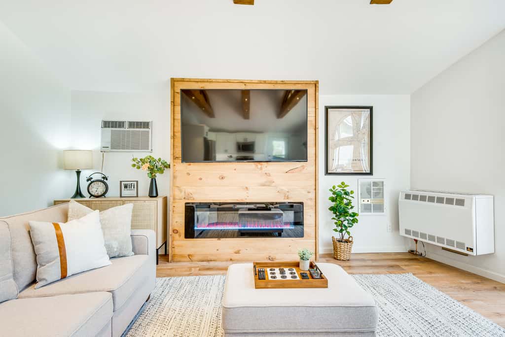 Deck & Community Perks: Bright Pocono Lake Home!