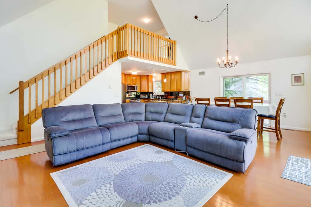 Huge Deck: Stunning Pocono Lake Vacation Rental!