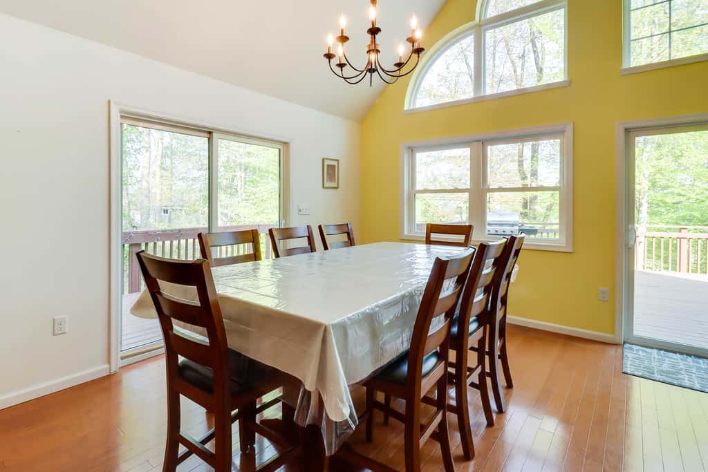 Huge Deck: Stunning Pocono Lake Vacation Rental!