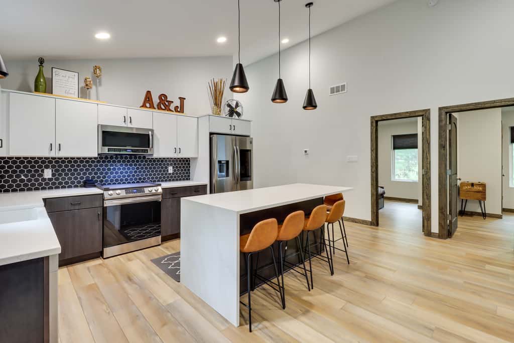 Walk to Water Park: Split-Rock Resort Home w/ Deck