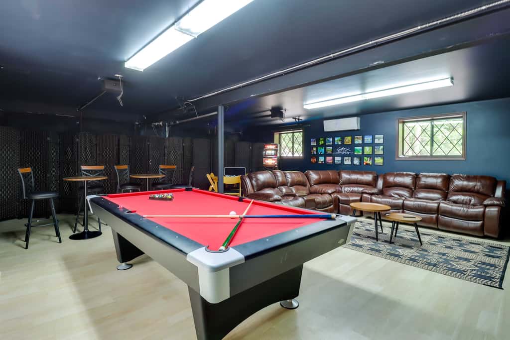 Camelback Pocono Getaway w/ Hot Tub & Games!