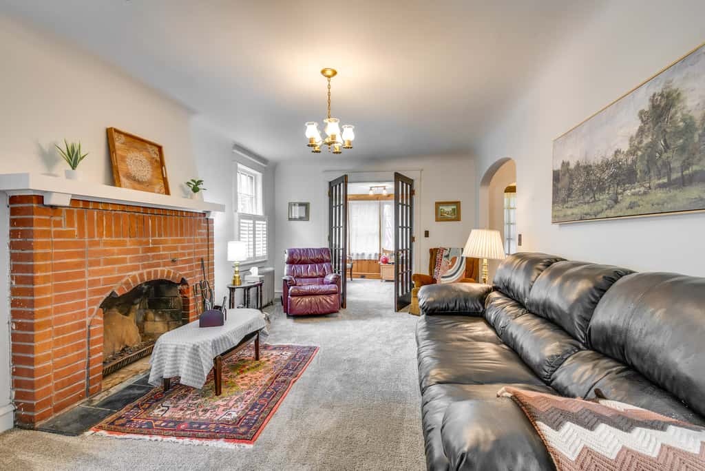 8 Mi to Elk Mountain Ski Resort: Clifford Home!