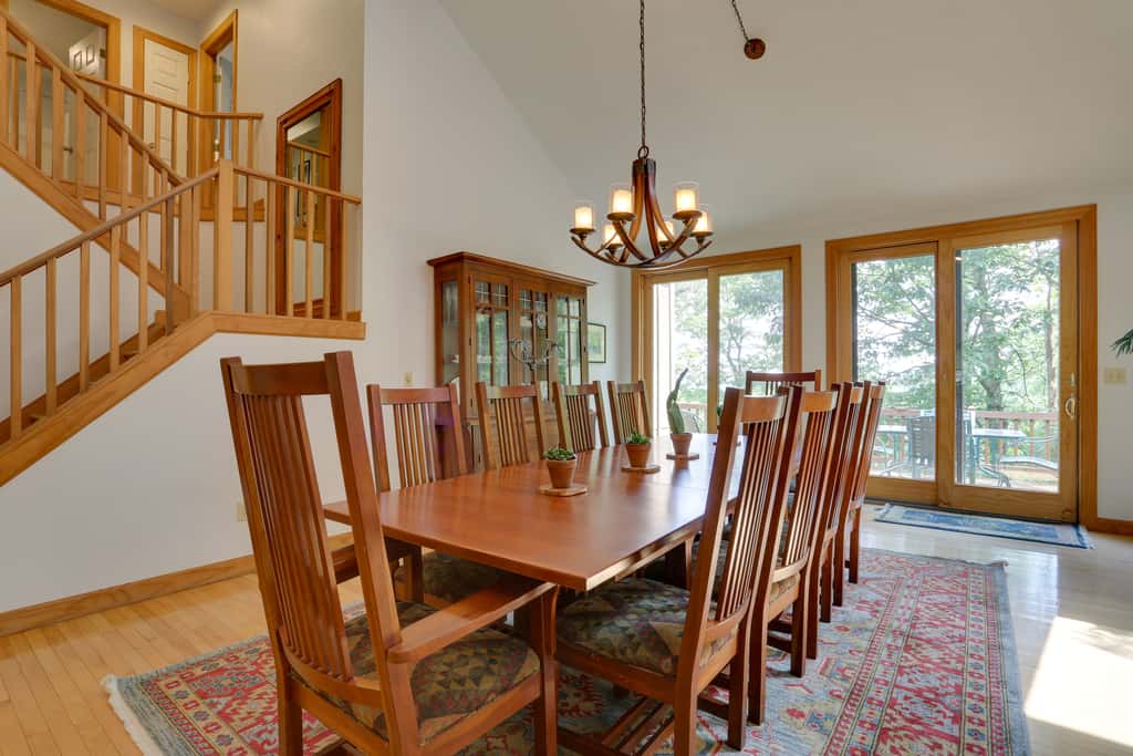 < 1 Mi to Camelback Resort: Home w/ Pool Table!