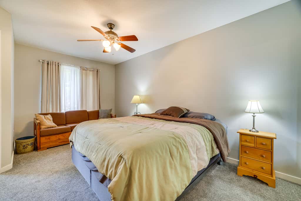 Near Big Boulder Mtn! Home w/ Fireplace & Games