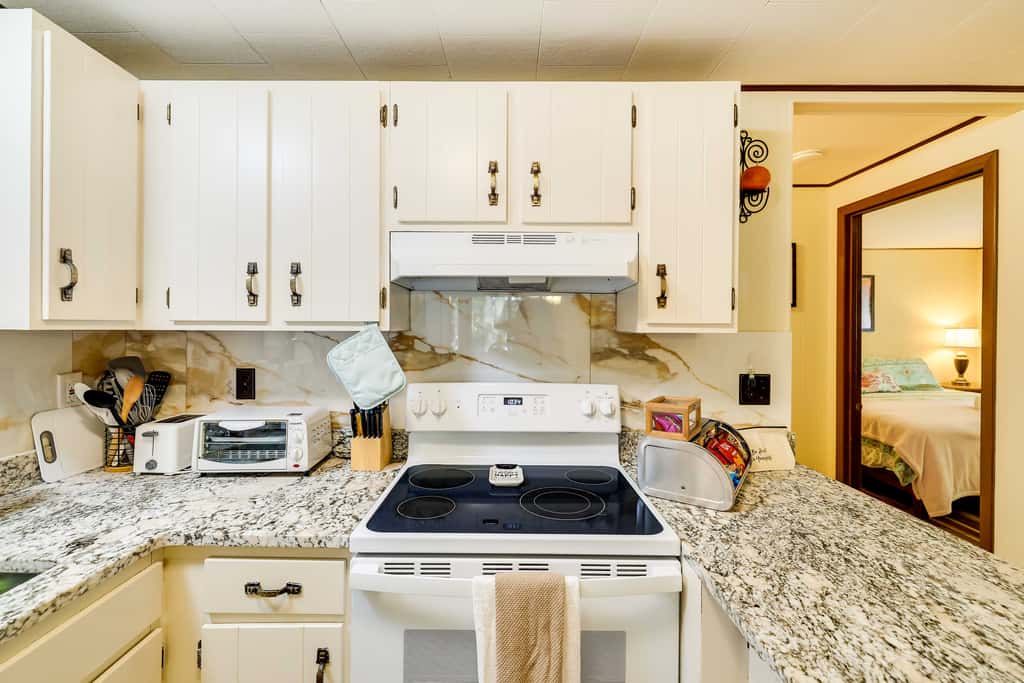 Hike, Swim, Ski & More: Home in Arrowhead Lakes!
