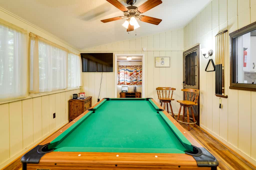 Hike, Swim, Ski & More: Home in Arrowhead Lakes!