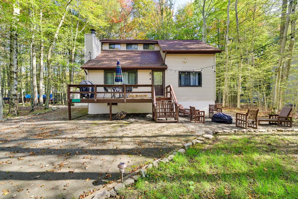 Hike, Swim, Ski & More: Home in Arrowhead Lakes!