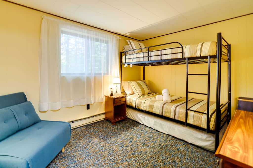 Hike, Swim, Ski & More: Home in Arrowhead Lakes!
