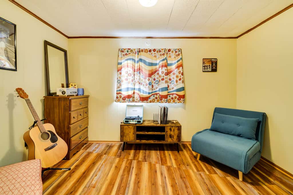 Hike, Swim, Ski & More: Home in Arrowhead Lakes!