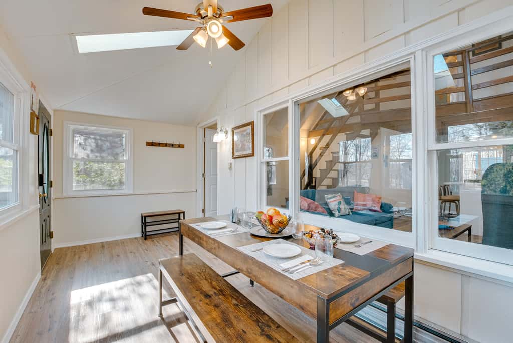 Arrowhead Lake Access: Cabin w/ Resort Amenities