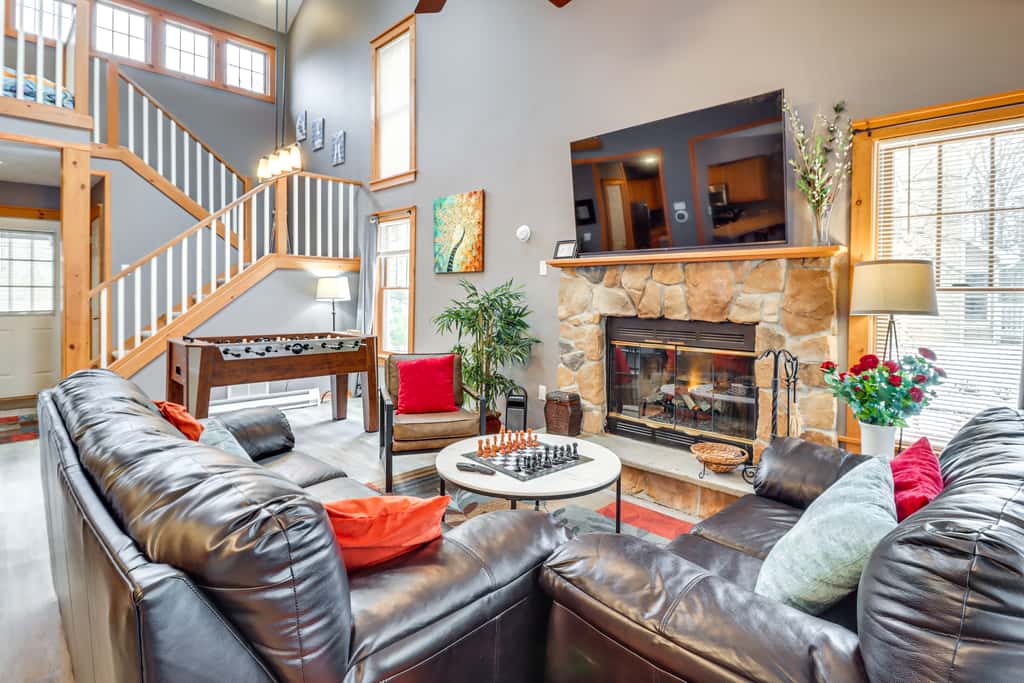 'Cozy Cove' Near Waterparks, Zip Line, Ski & More