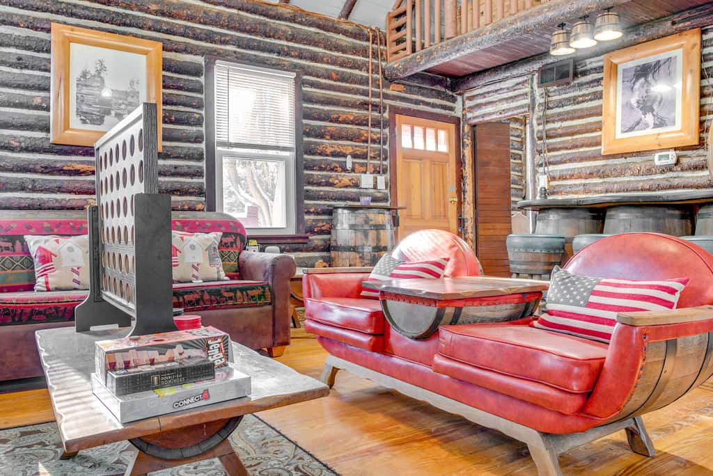 Rustic Log Cabin Near Jack Frost and Lake Harmony