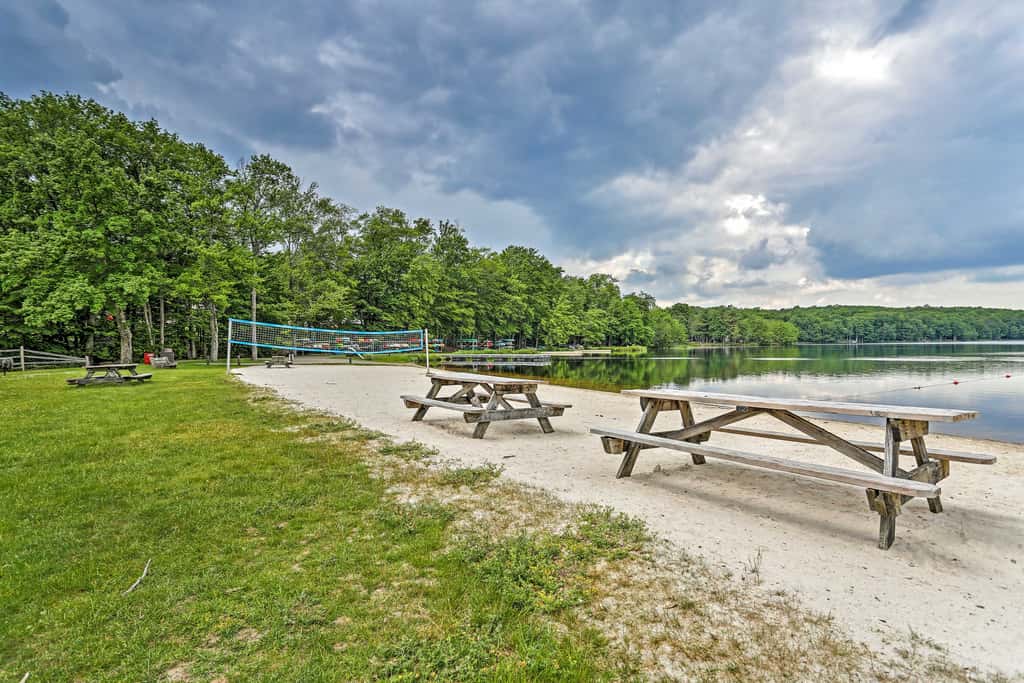 Family-Friendly Big Bass Lake Vacation Rental!