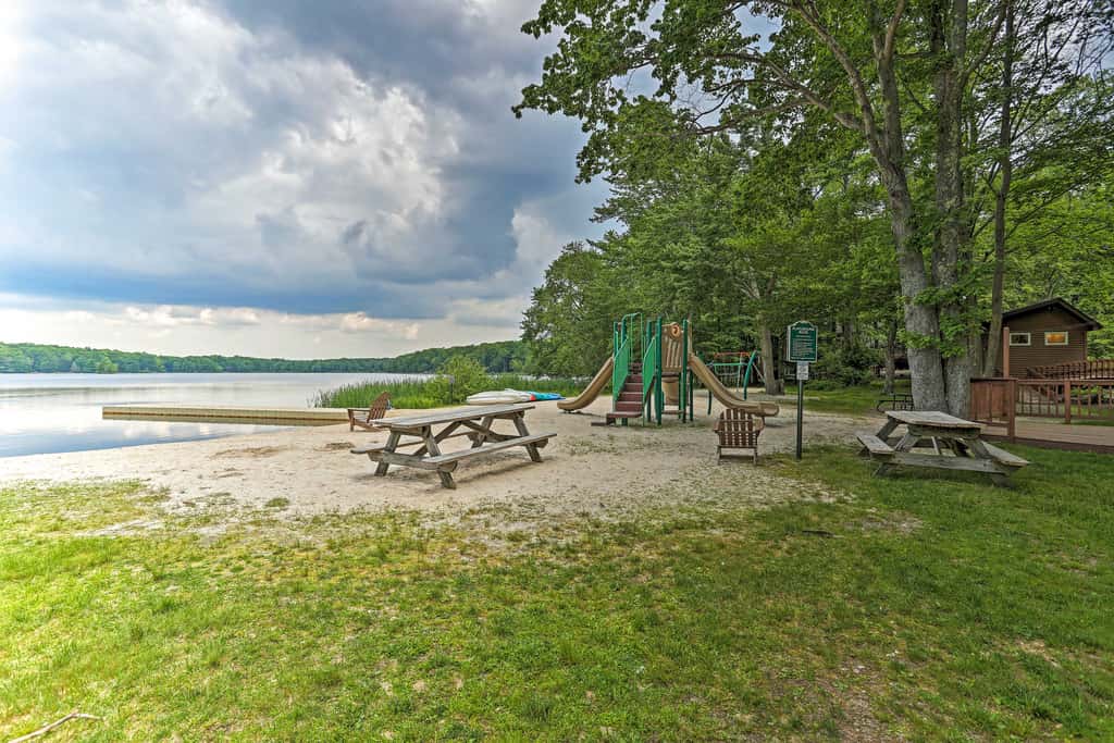 Family-Friendly Big Bass Lake Vacation Rental!