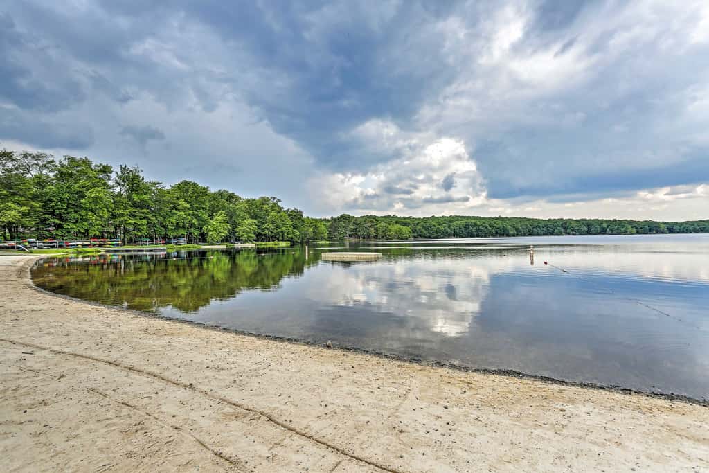 Family-Friendly Big Bass Lake Vacation Rental!