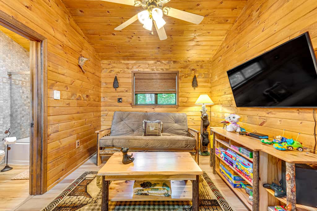 Game Room & Hot Tub: ‘Pine Bear' Pocono Lake Cabin