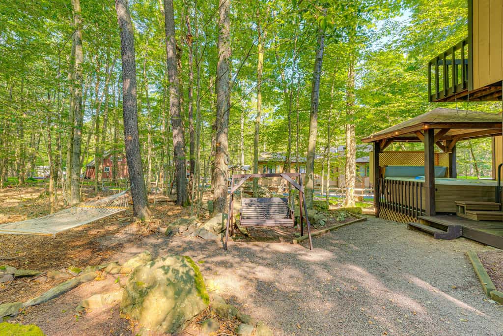 Game Room & Hot Tub: ‘Pine Bear' Pocono Lake Cabin