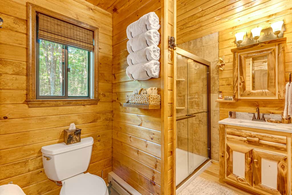 Game Room & Hot Tub: ‘Pine Bear' Pocono Lake Cabin