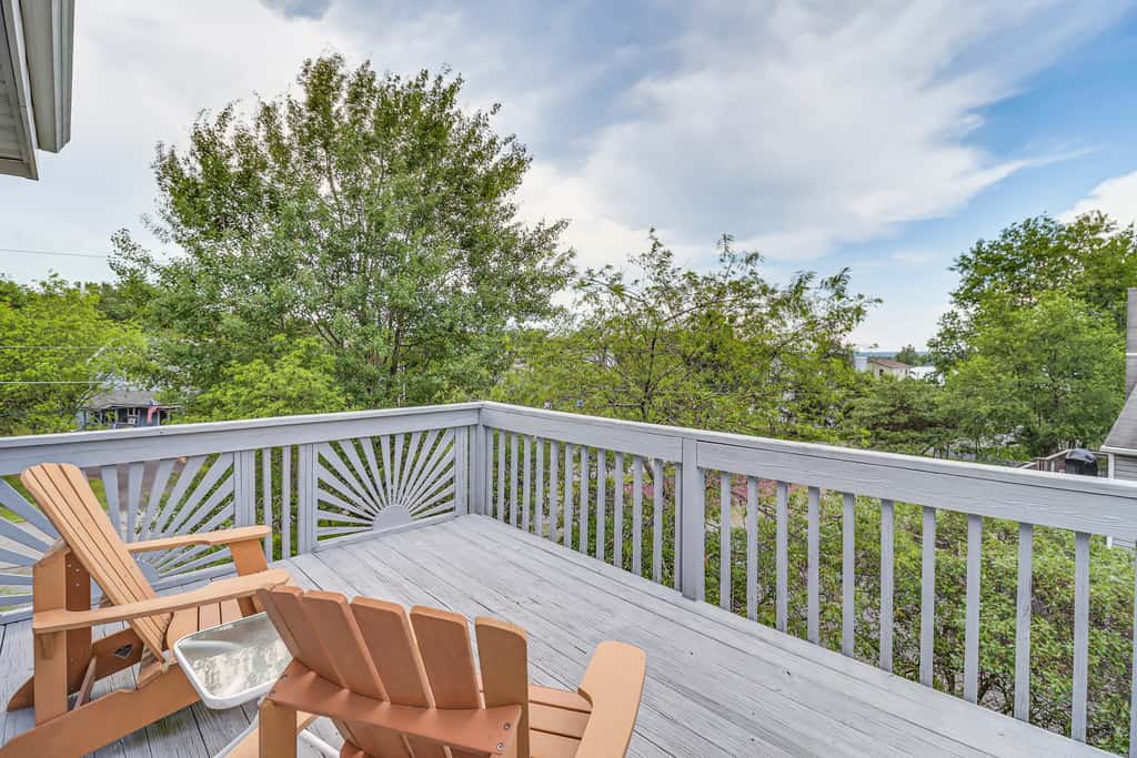 Spacious Family Retreat: Pocono Home w/ Deck