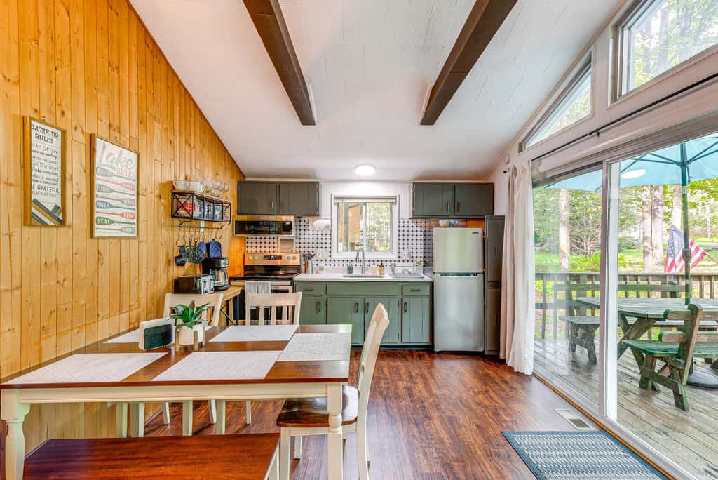 Deck & Fire Pit: Pet-Friendly Pocono Lake Abode!