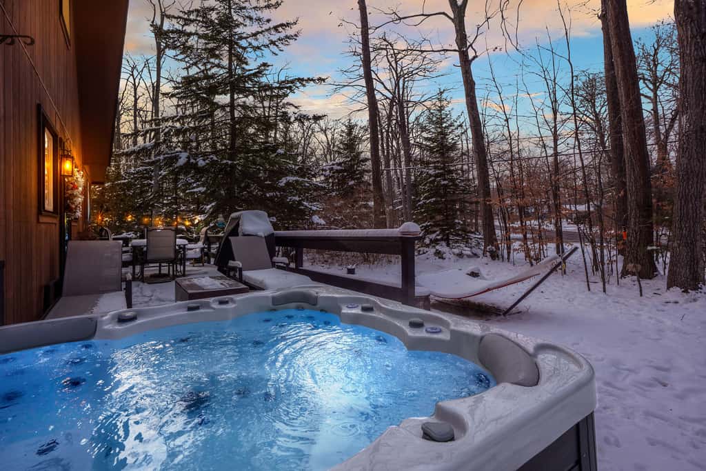 Private Hot Tub & Game Room: Pocono Family Cabin!