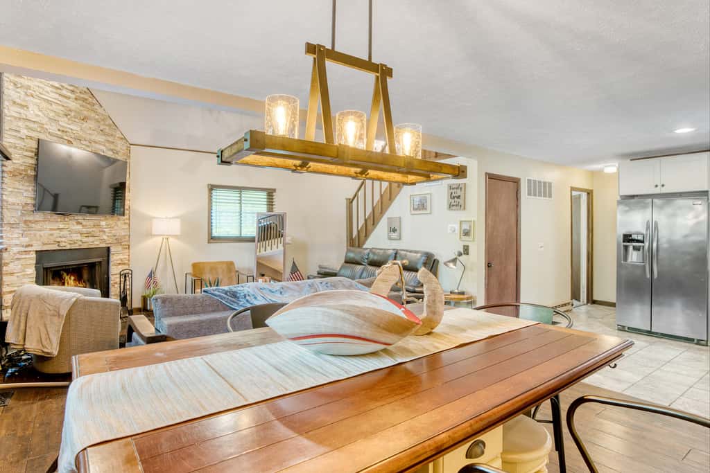 Private Hot Tub & Game Room: Pocono Family Cabin!