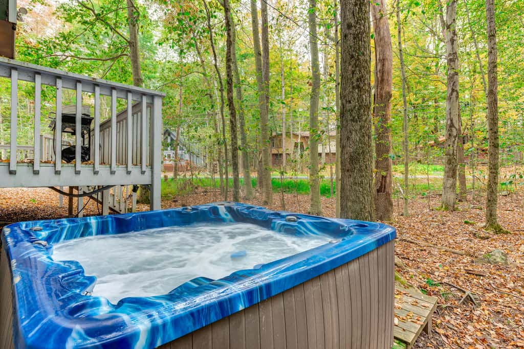 Home w/ Hot Tub & Arrowhead Lake Community Perks!