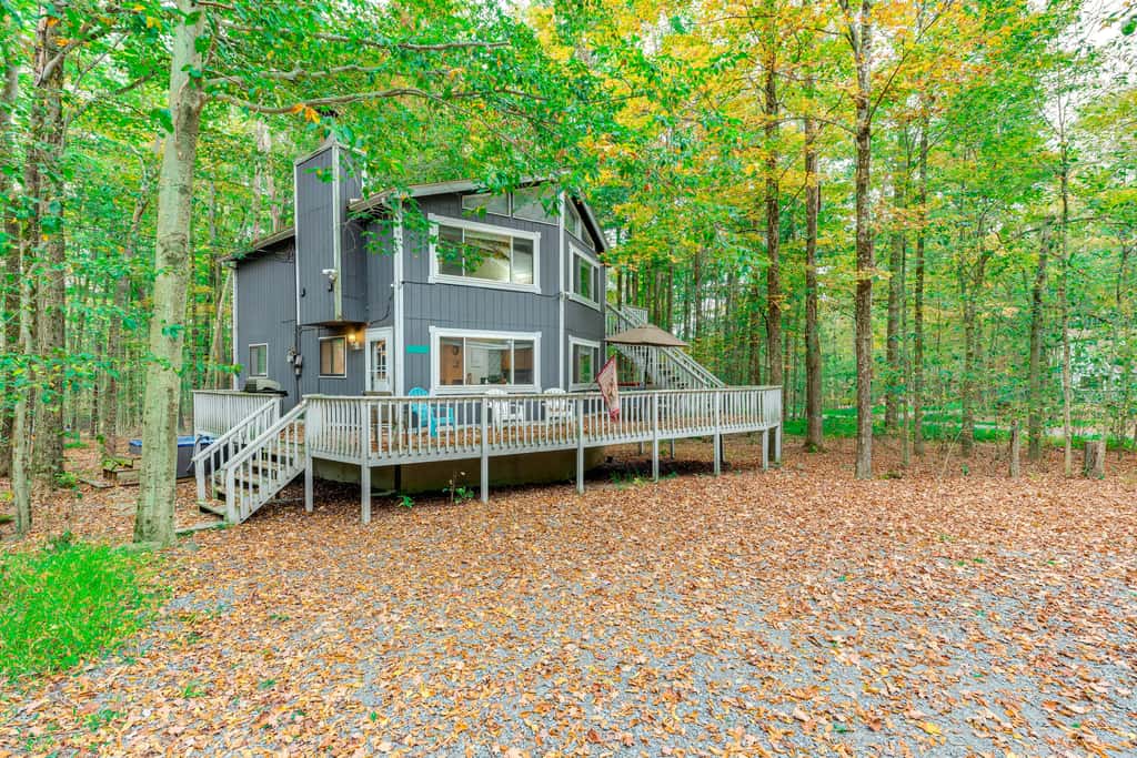 Home w/ Hot Tub & Arrowhead Lake Community Perks!