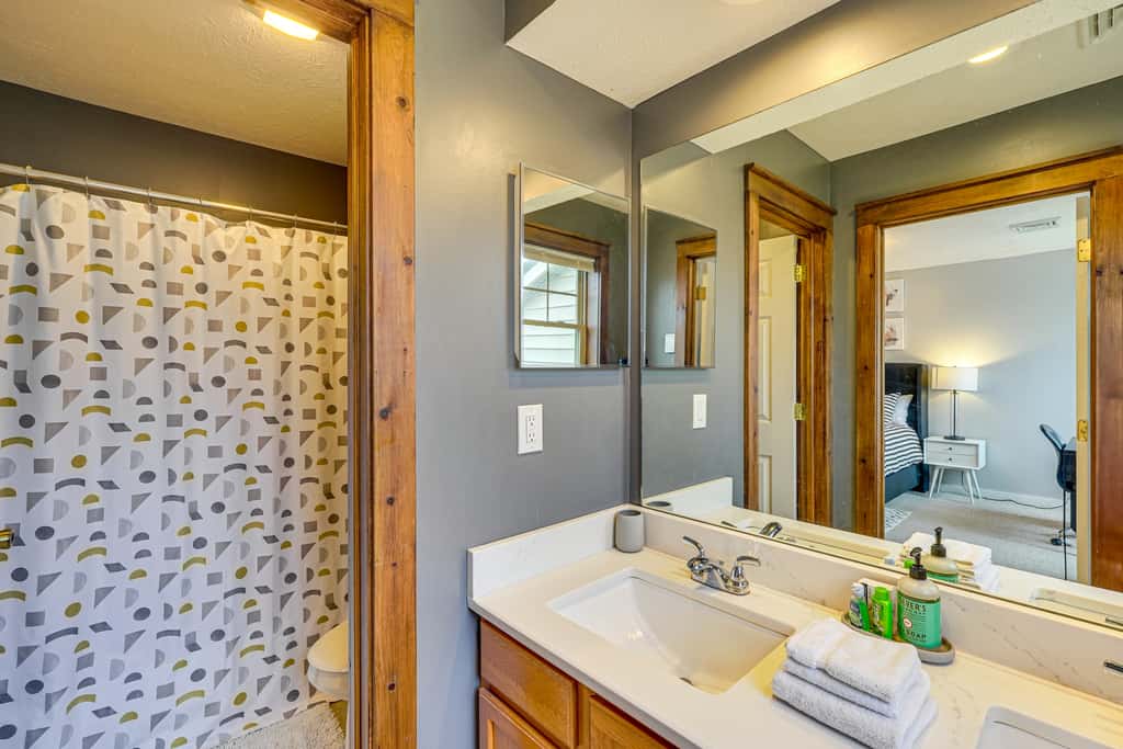 Spacious Modern Home Minutes to Camelback Mountain