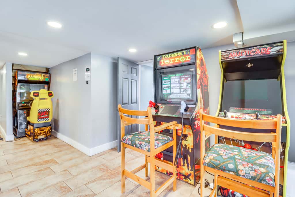 Fire Pit + Game Room: Spacious Poconos Retreat!