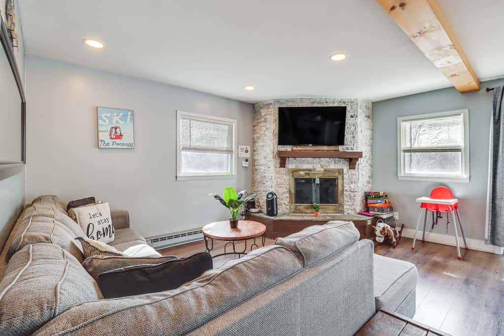 Fire Pit + Game Room: Spacious Poconos Retreat!