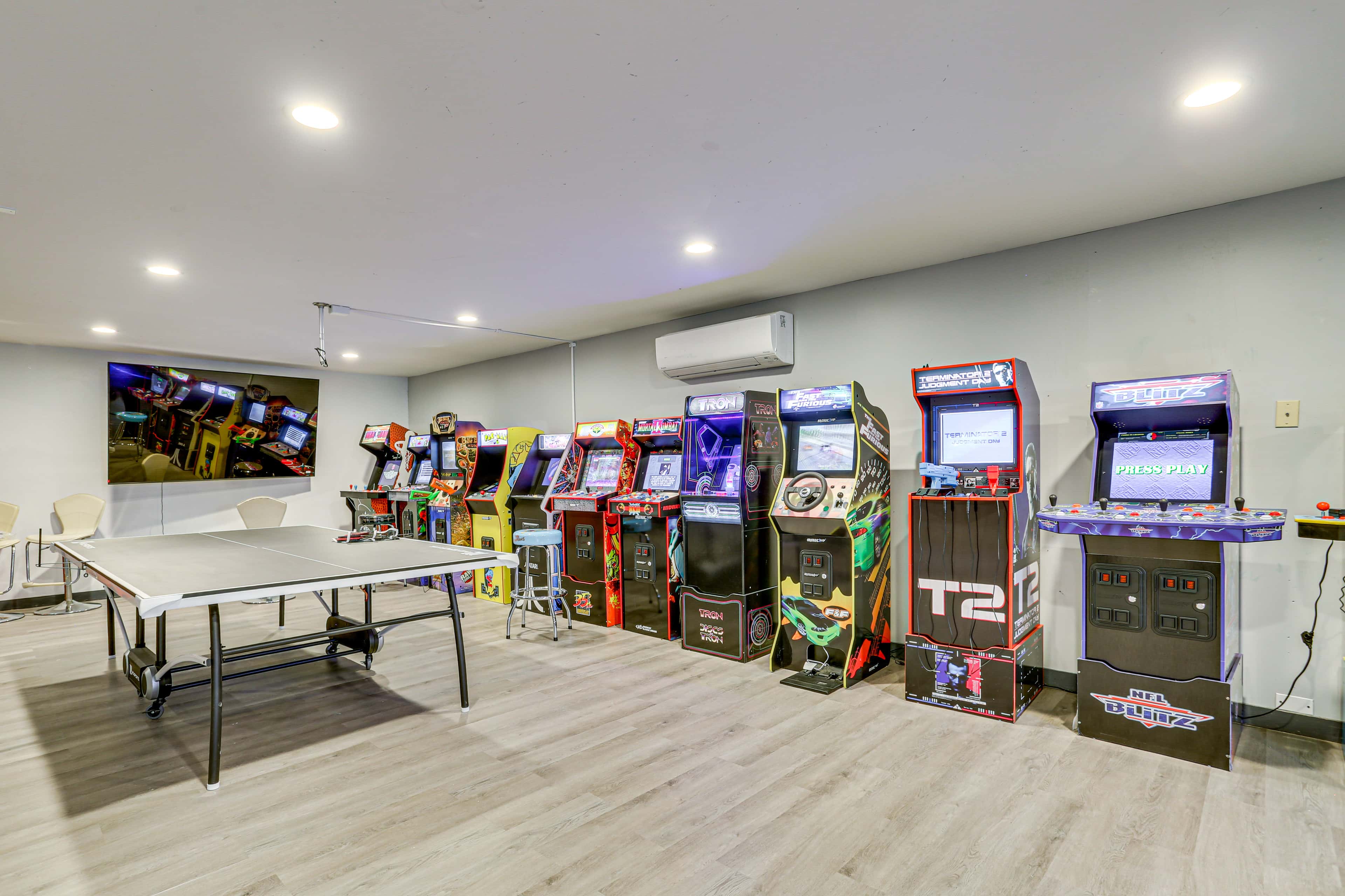 Luxury Home w/ Game Room, 4 Mi to Bushkill Falls!