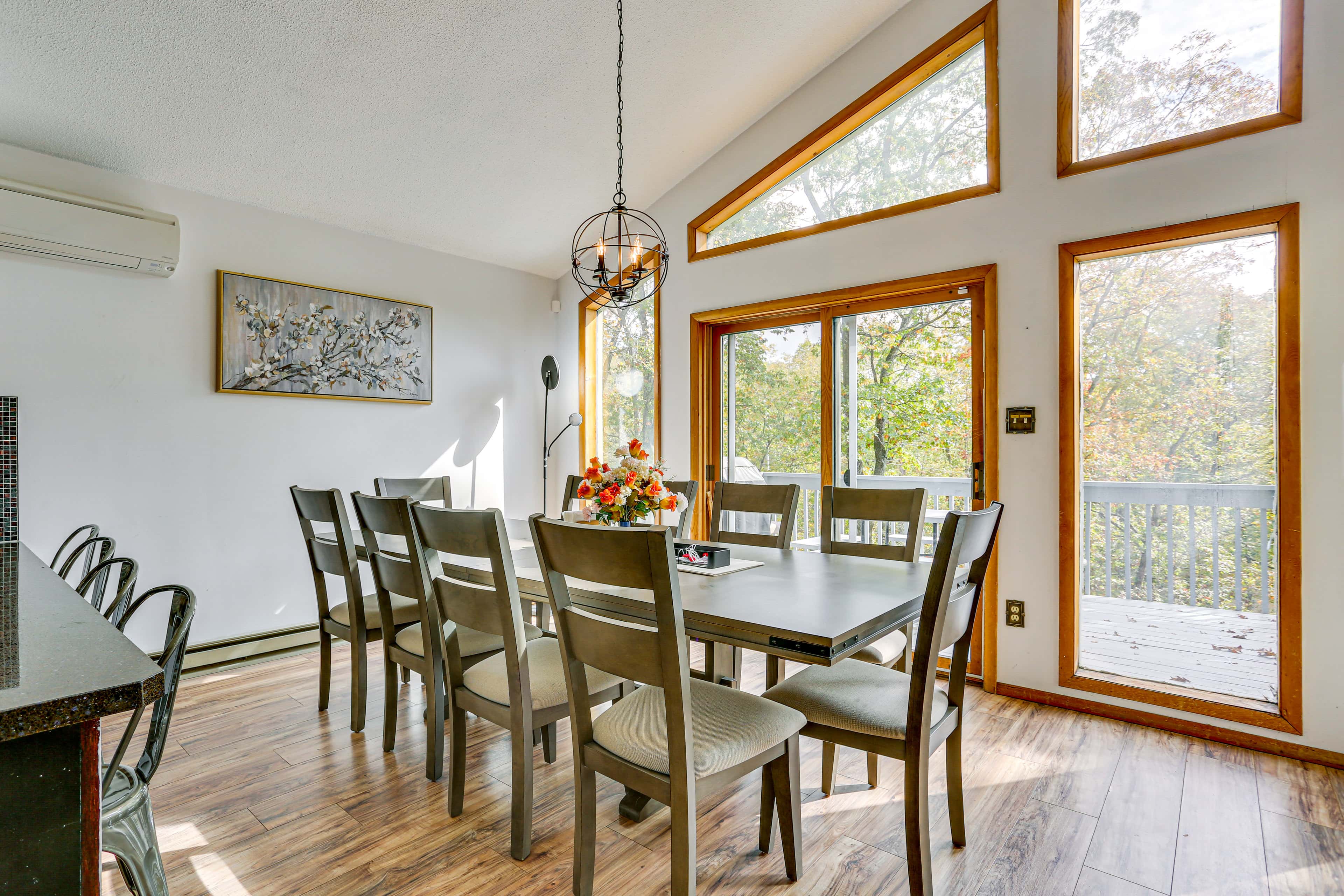 Luxury Home w/ Game Room, 4 Mi to Bushkill Falls!