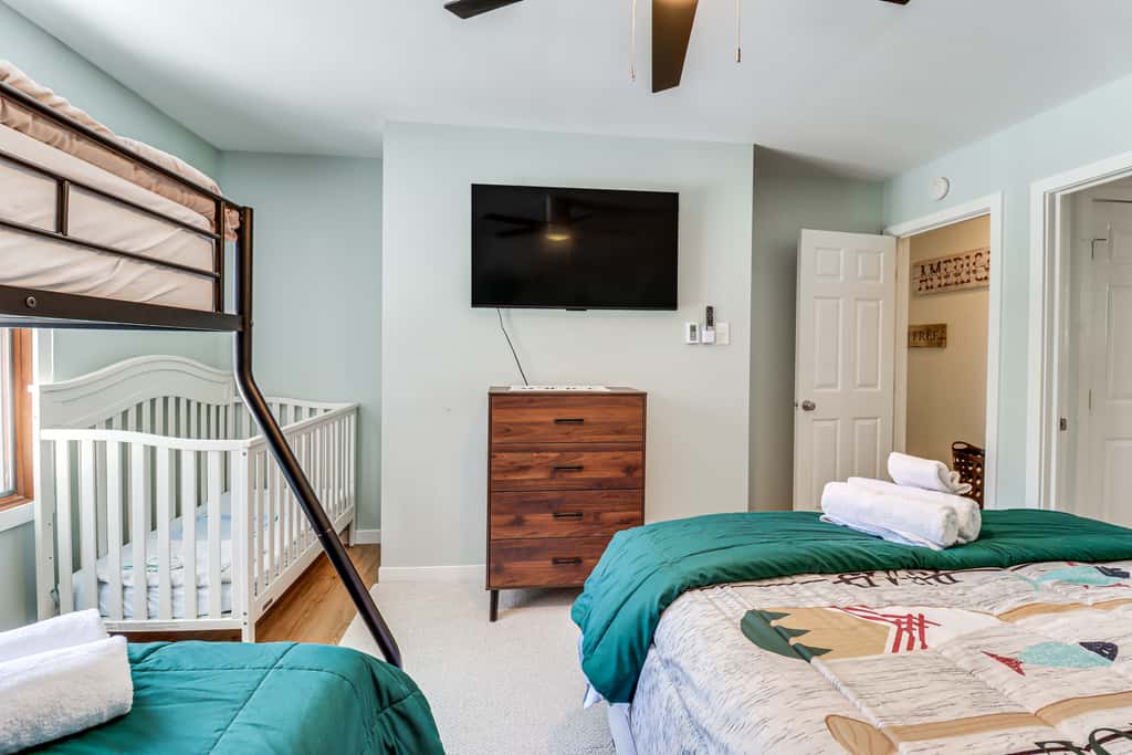 1 Mi to Big Boulder Mountain: Townhome w/ Grill