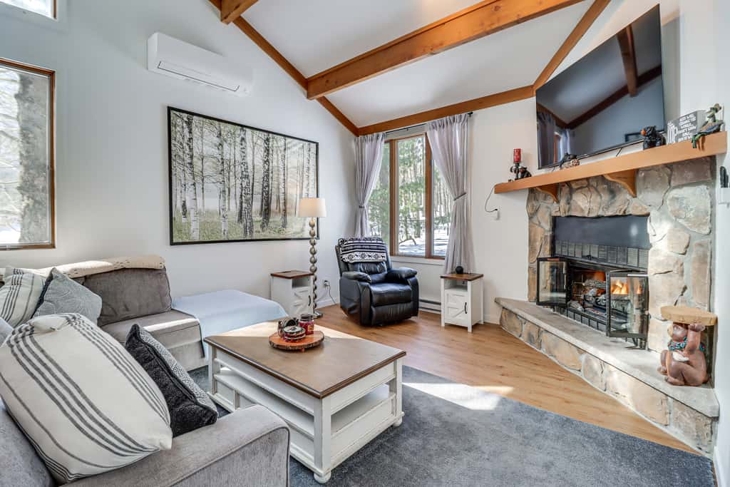 1 Mi to Big Boulder Mountain: Townhome w/ Grill